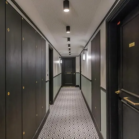 Modern - 2br-5p - Puces De Saint-ouen *