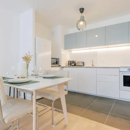 Modern - 2br-5p - Puces De Saint-ouen Apartment *